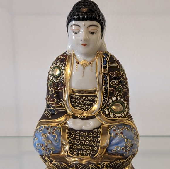 Antique Japanese  Rokusan Porcelain Moriage Buddha Figurine - Picture 2 of 7